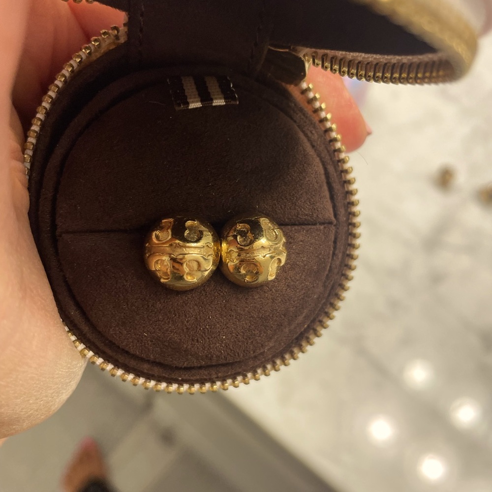 Tory Burch Gold studs
